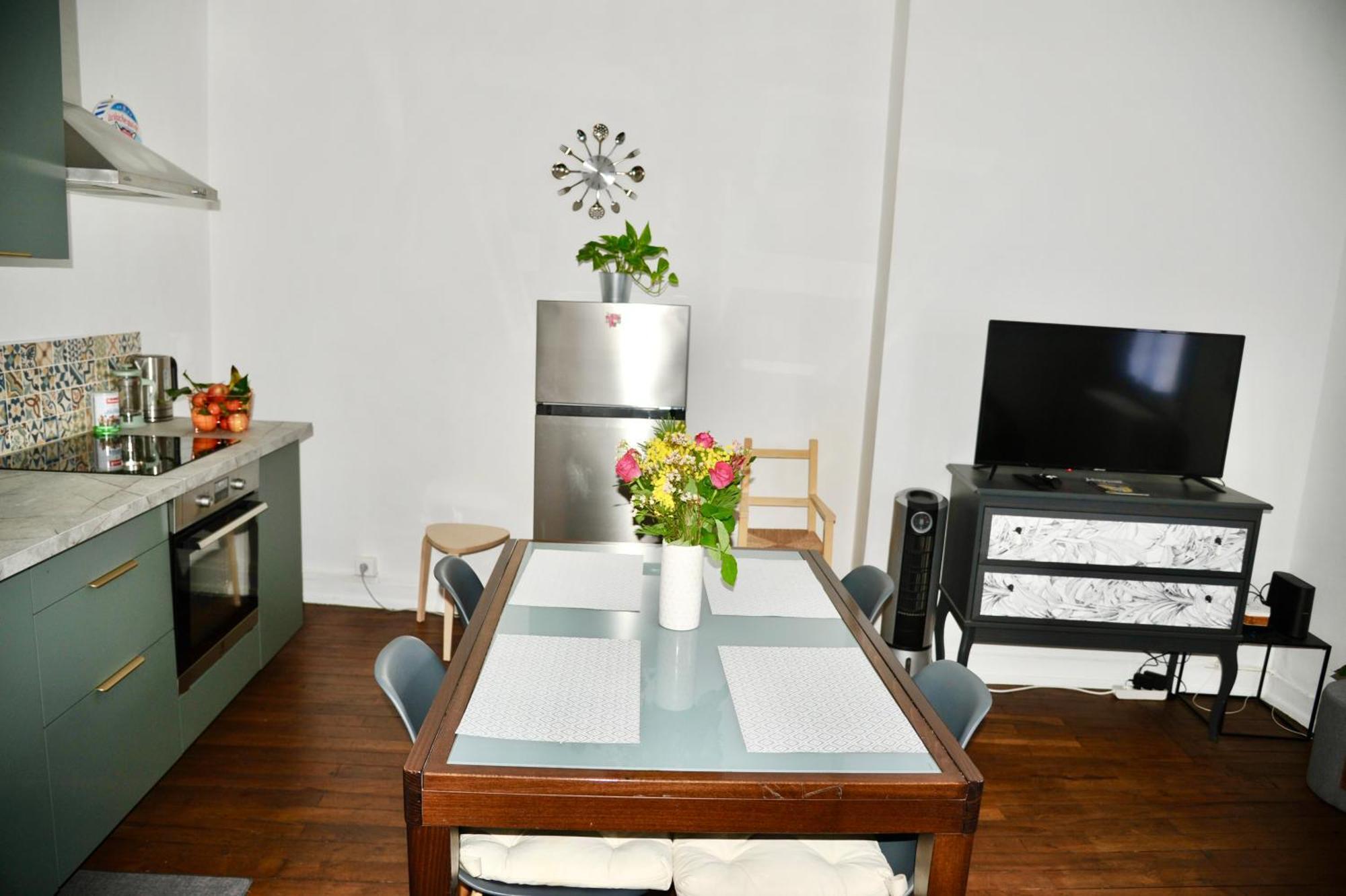 *Cocooning Family* Apartment Tours Bagian luar foto